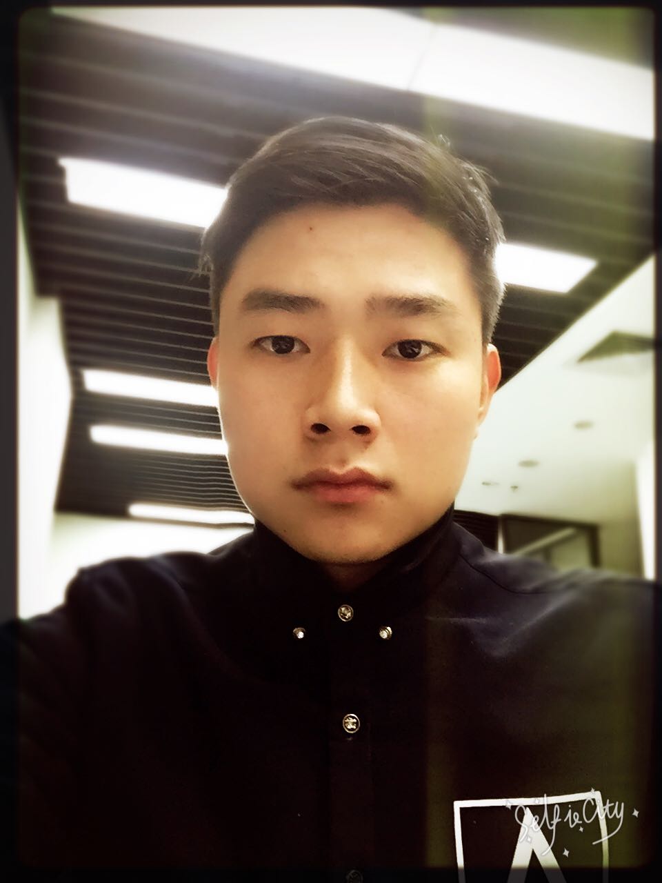 许亮
